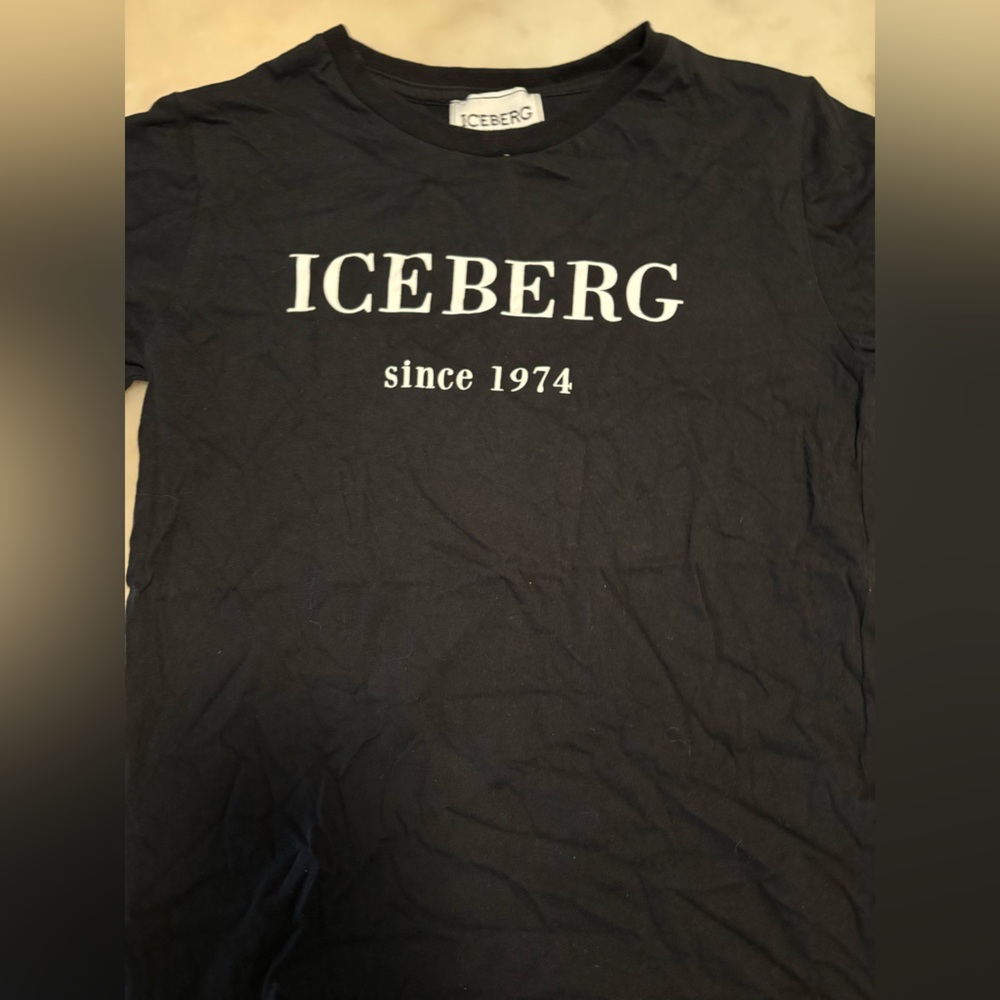 Iceberg Black Graphic Tee